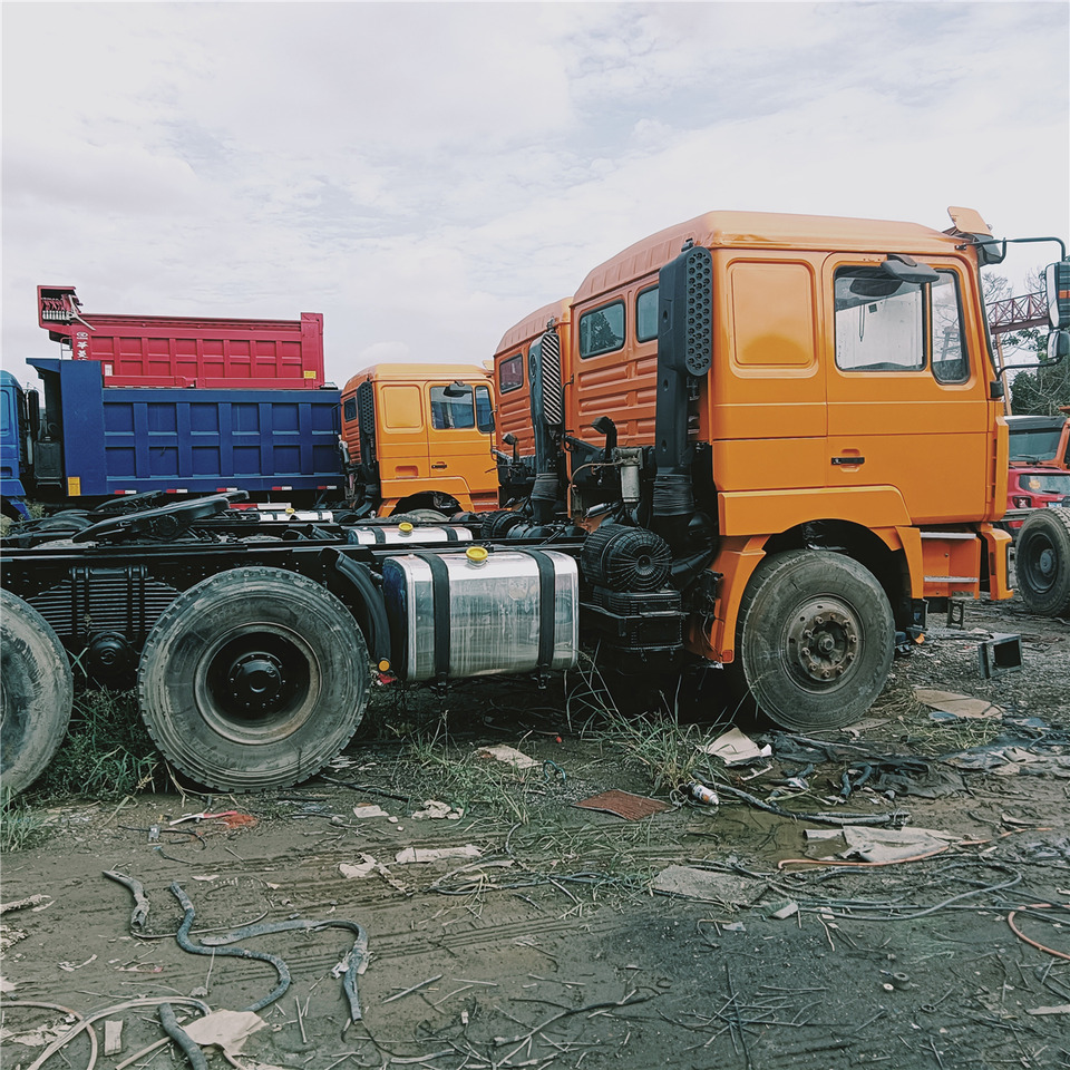 SHACMAN F3000 trailer head - Dragbil: bild 4 SHACMAN F3000 trailer head - Dragbil: bild 4