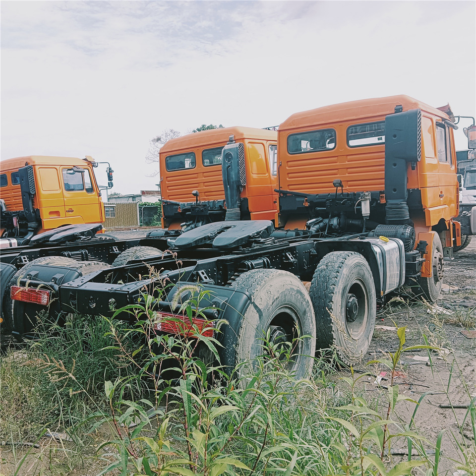 SHACMAN F3000 trailer head - Dragbil: bild 3 SHACMAN F3000 trailer head - Dragbil: bild 3