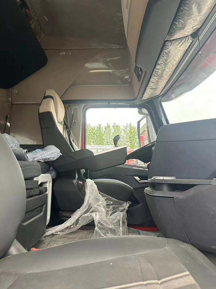 SINOTRUK HOWO - Dragbil: bild 4 SINOTRUK HOWO - Dragbil: bild 4