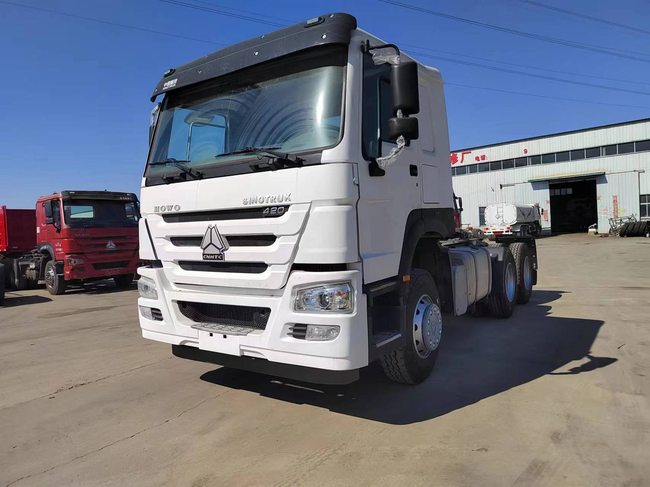 SINOTRUK HOWO trailer ead - Dragbil: bild 3 SINOTRUK HOWO trailer ead - Dragbil: bild 3