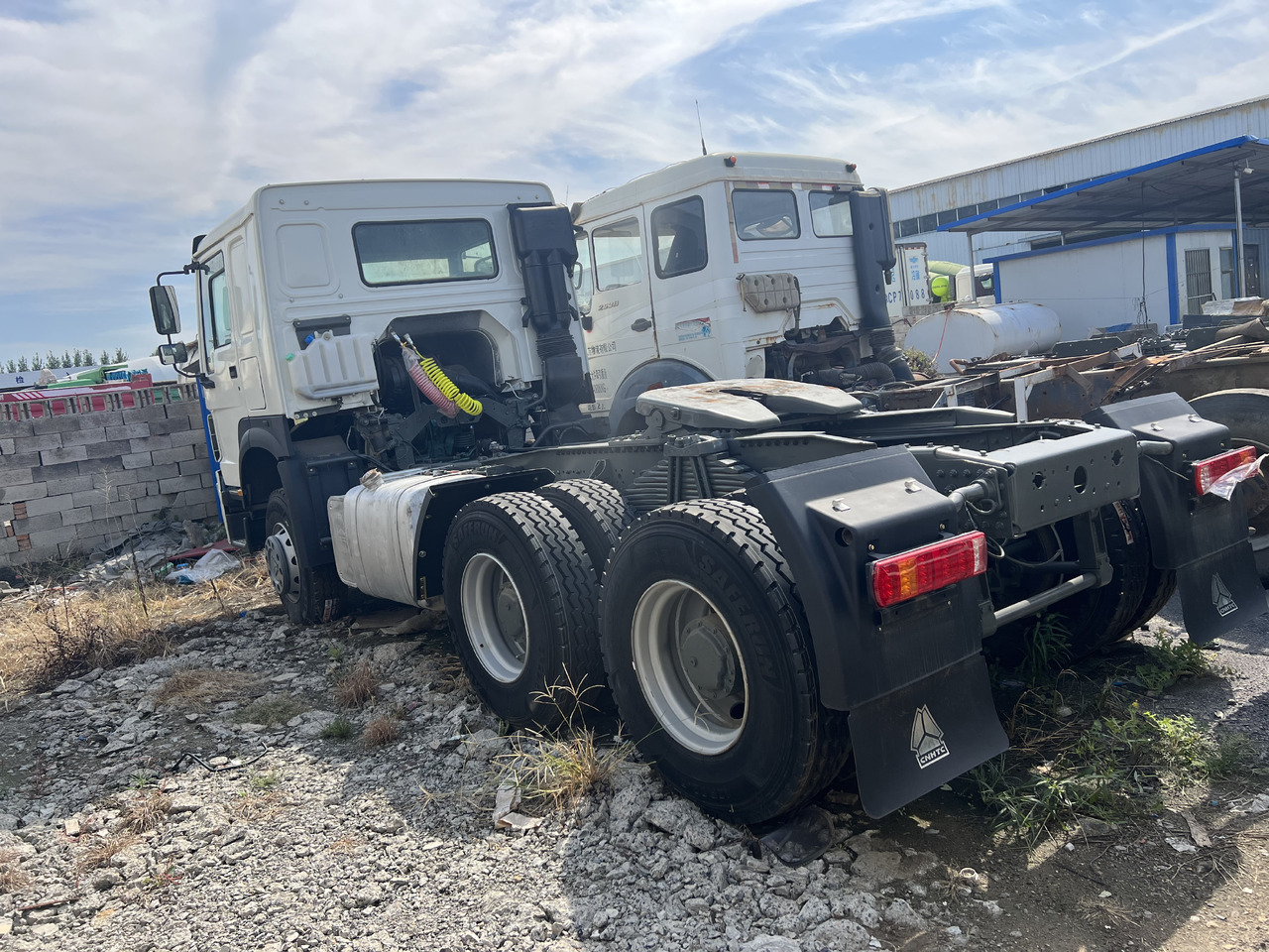 SINOTRUK HOWO trailer head - Dragbil: bild 4 SINOTRUK HOWO trailer head - Dragbil: bild 4