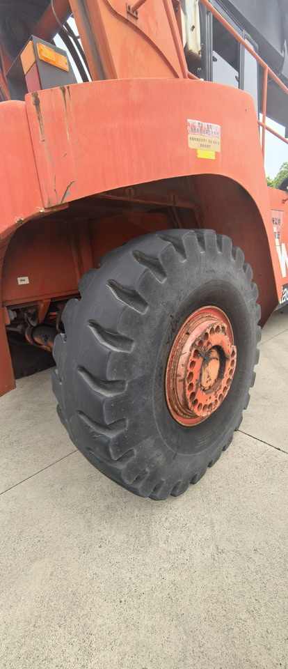 FANTUZZI CS45KM reach stacker - Reachstacker: bild 4 FANTUZZI CS45KM reach stacker - Reachstacker: bild 4