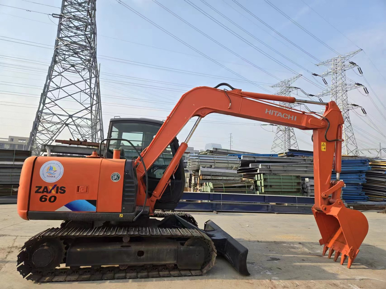 HITACHI ZX60 - Minigrävmaskin: bild 1 HITACHI ZX60 - Minigrävmaskin: bild 1