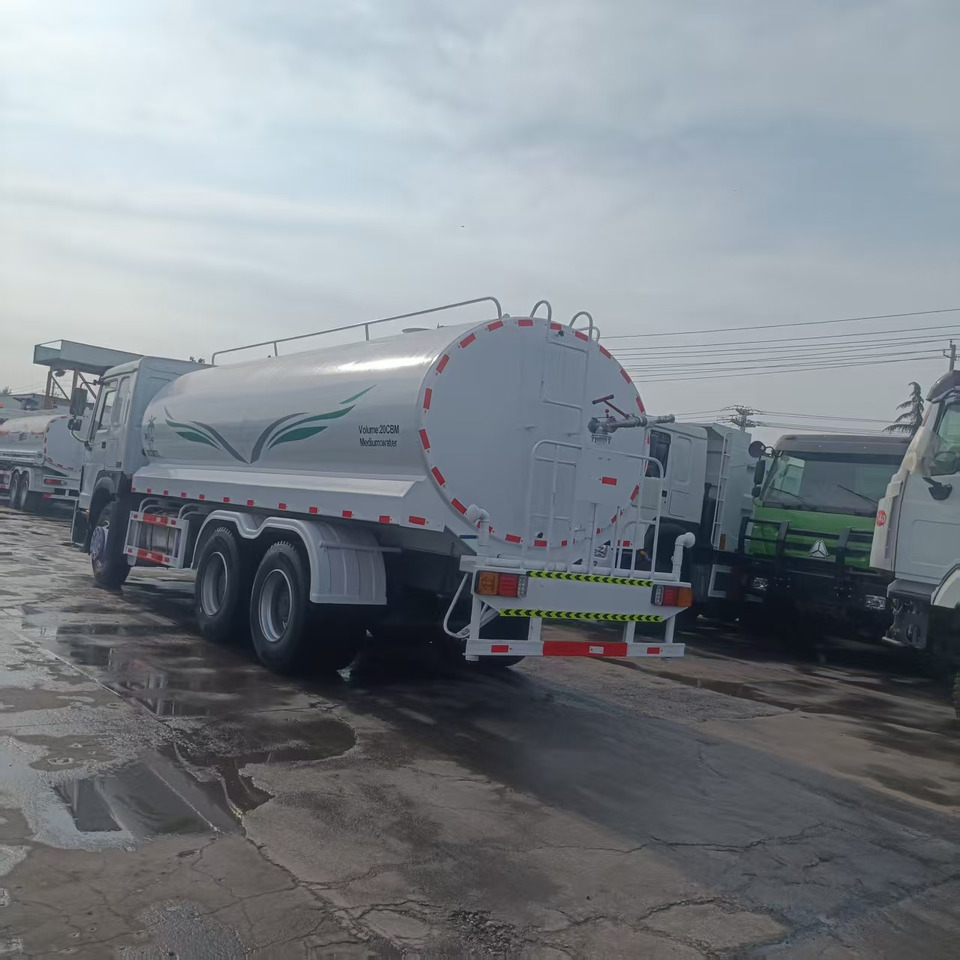 HOWO 20m³ sprinkler truck - Tankbil: bild 4 HOWO 20m³ sprinkler truck - Tankbil: bild 4