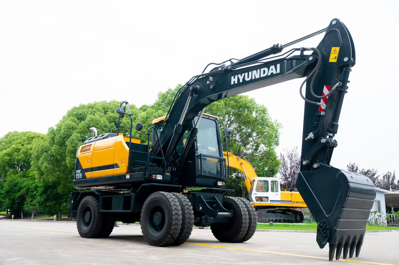 HYUNDAI HW155 - Grävmaskin på däck: bild 5 HYUNDAI HW155 - Grävmaskin på däck: bild 5