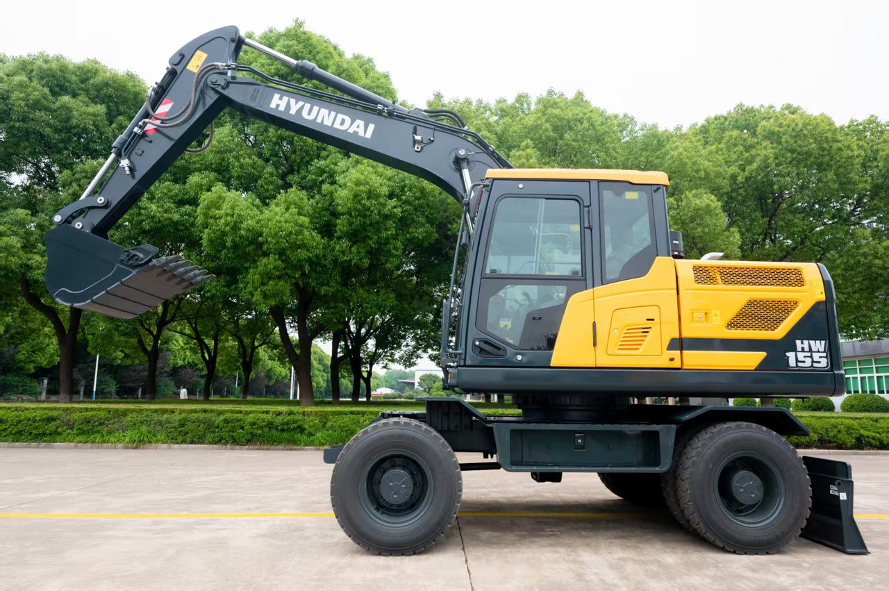 HYUNDAI HW155 - Grävmaskin på däck: bild 4 HYUNDAI HW155 - Grävmaskin på däck: bild 4