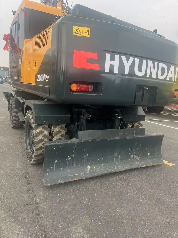 Hyundai 210W-9 - Grävmaskin på däck: bild 5 Hyundai 210W-9 - Grävmaskin på däck: bild 5