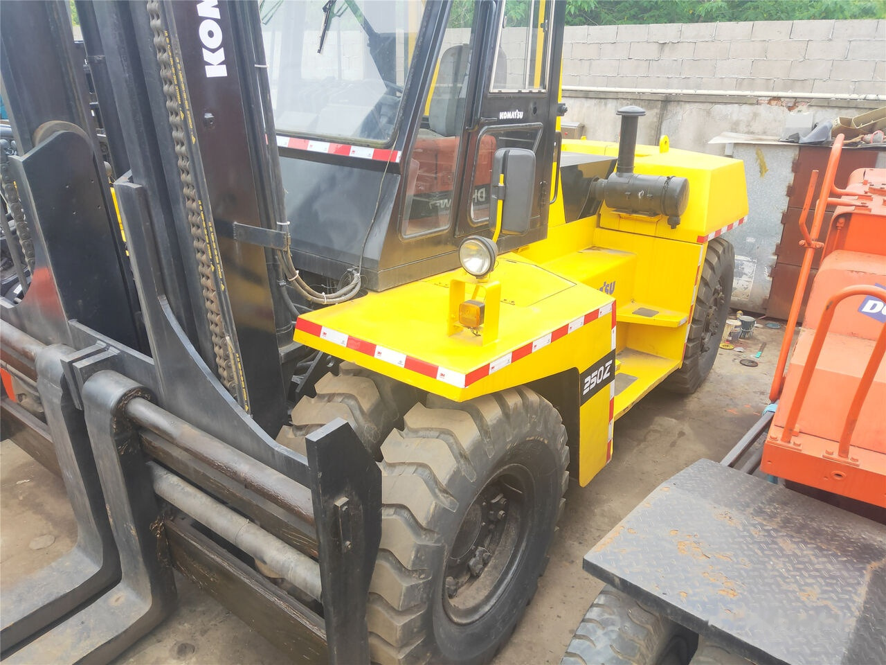 Komatsu FD250 - Dieseltruck: bild 5 Komatsu FD250 - Dieseltruck: bild 5