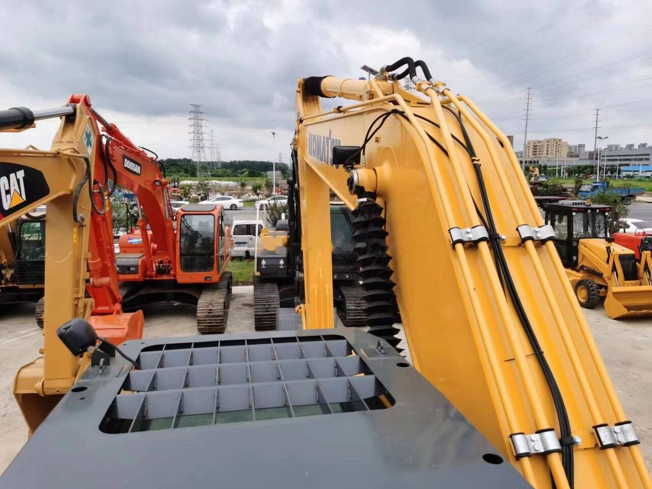 Komatsu PC200-8 - Bandgrävare: bild 5 Komatsu PC200-8 - Bandgrävare: bild 5