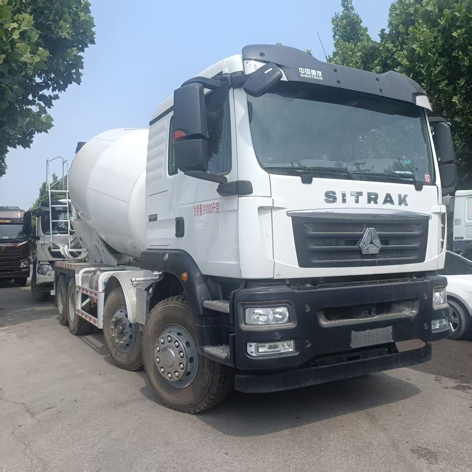 SINOTRUK SITRAK - Lastbil: bild 2 SINOTRUK SITRAK - Lastbil: bild 2