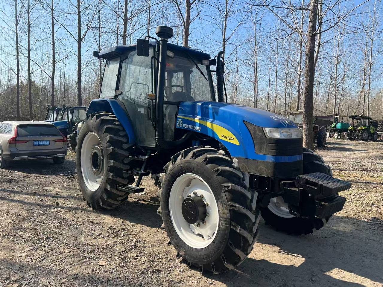 NEW HOLLAND SNH1304 - Traktor: bild 1 NEW HOLLAND SNH1304 - Traktor: bild 1