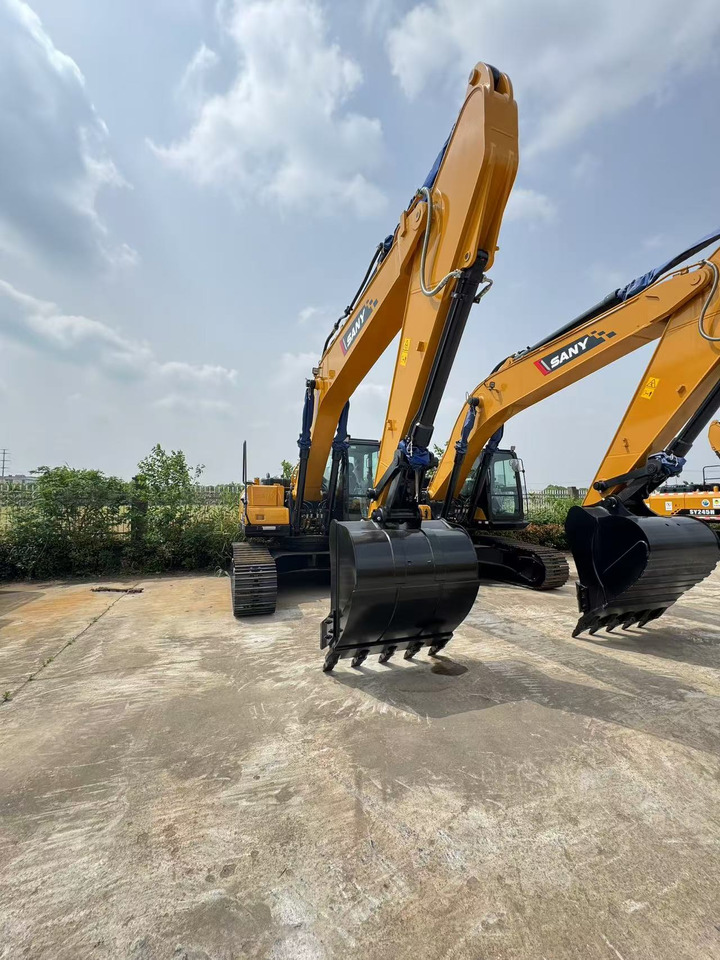 SANY SY215 - Bandgrävare: bild 4 SANY SY215 - Bandgrävare: bild 4