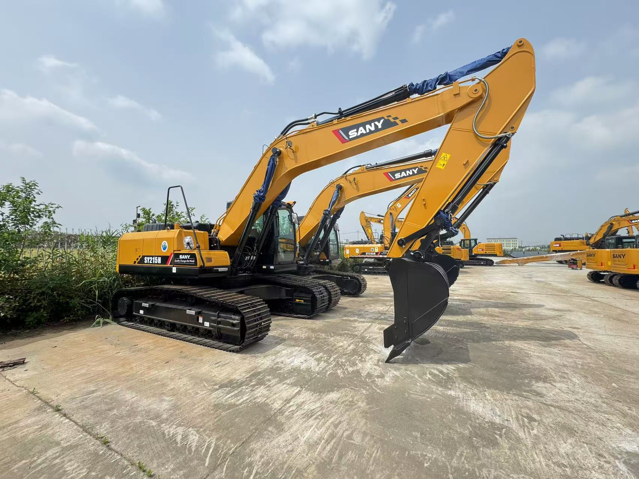 SANY SY215 - Bandgrävare: bild 2 SANY SY215 - Bandgrävare: bild 2