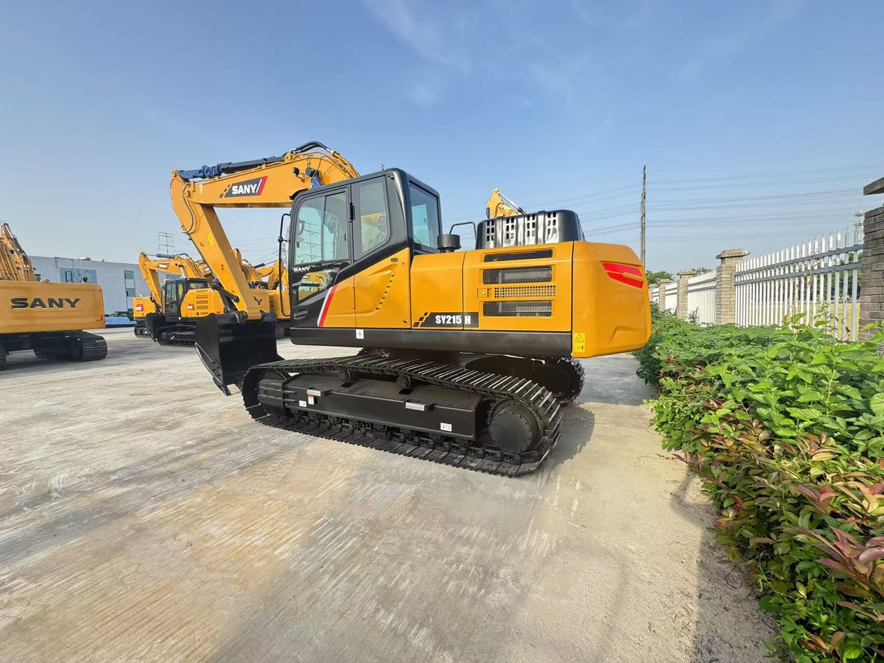 SANY SY215 - Bandgrävare: bild 1 SANY SY215 - Bandgrävare: bild 1