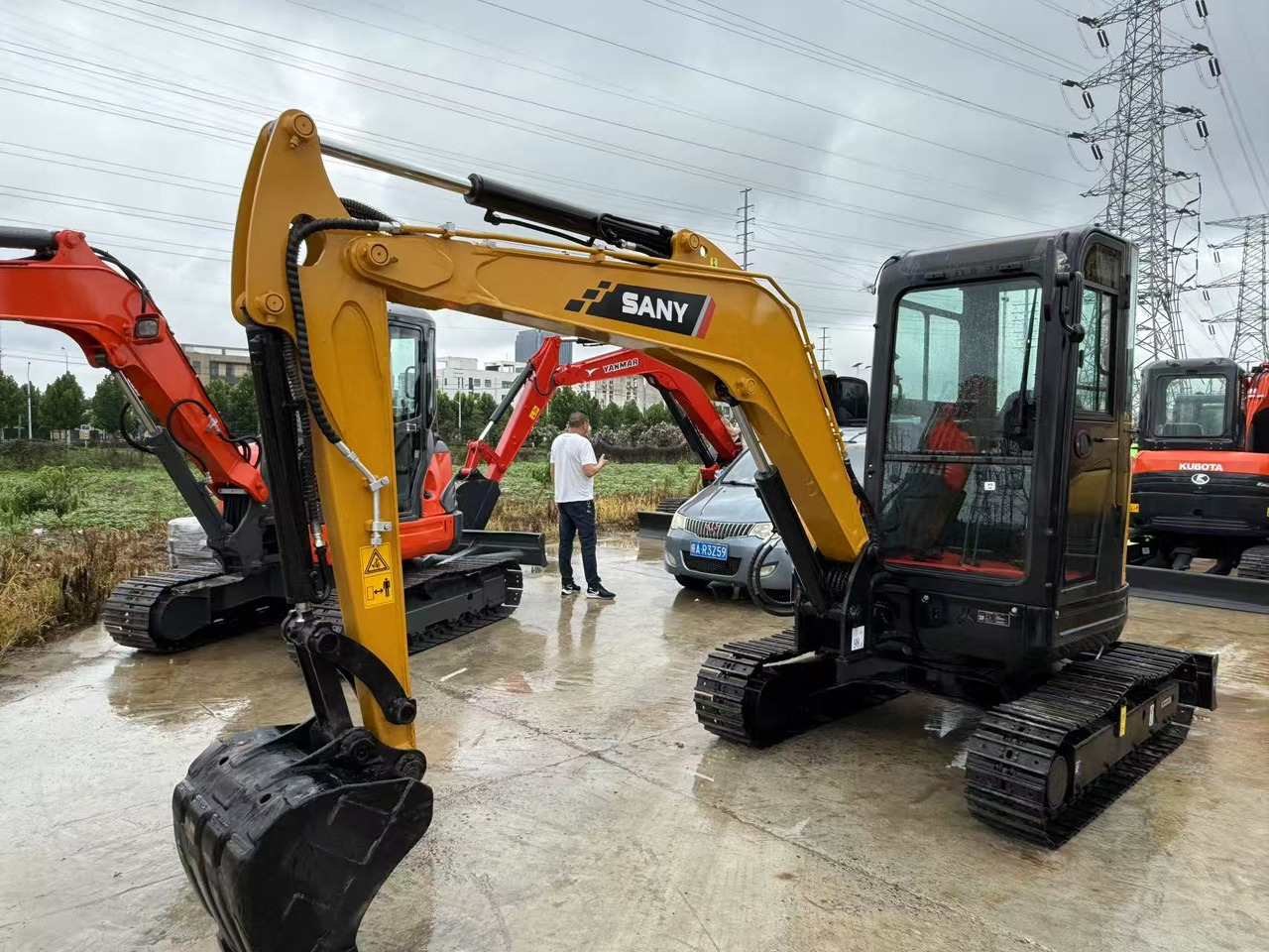 SANY SY35U - Minigrävmaskin: bild 2 SANY SY35U - Minigrävmaskin: bild 2