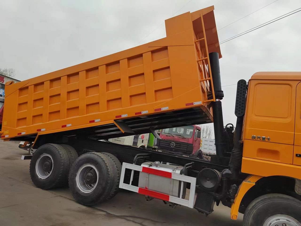 SHACMAN F3000 - Tippbil lastbil: bild 5 SHACMAN F3000 - Tippbil lastbil: bild 5