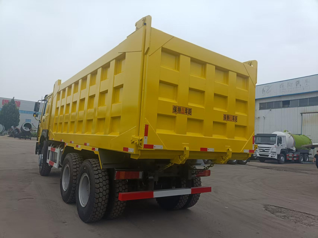 Tippbil lastbil SINOTRUK HOWO 6x4: bild 7 Tippbil lastbil SINOTRUK HOWO 6x4: bild 7