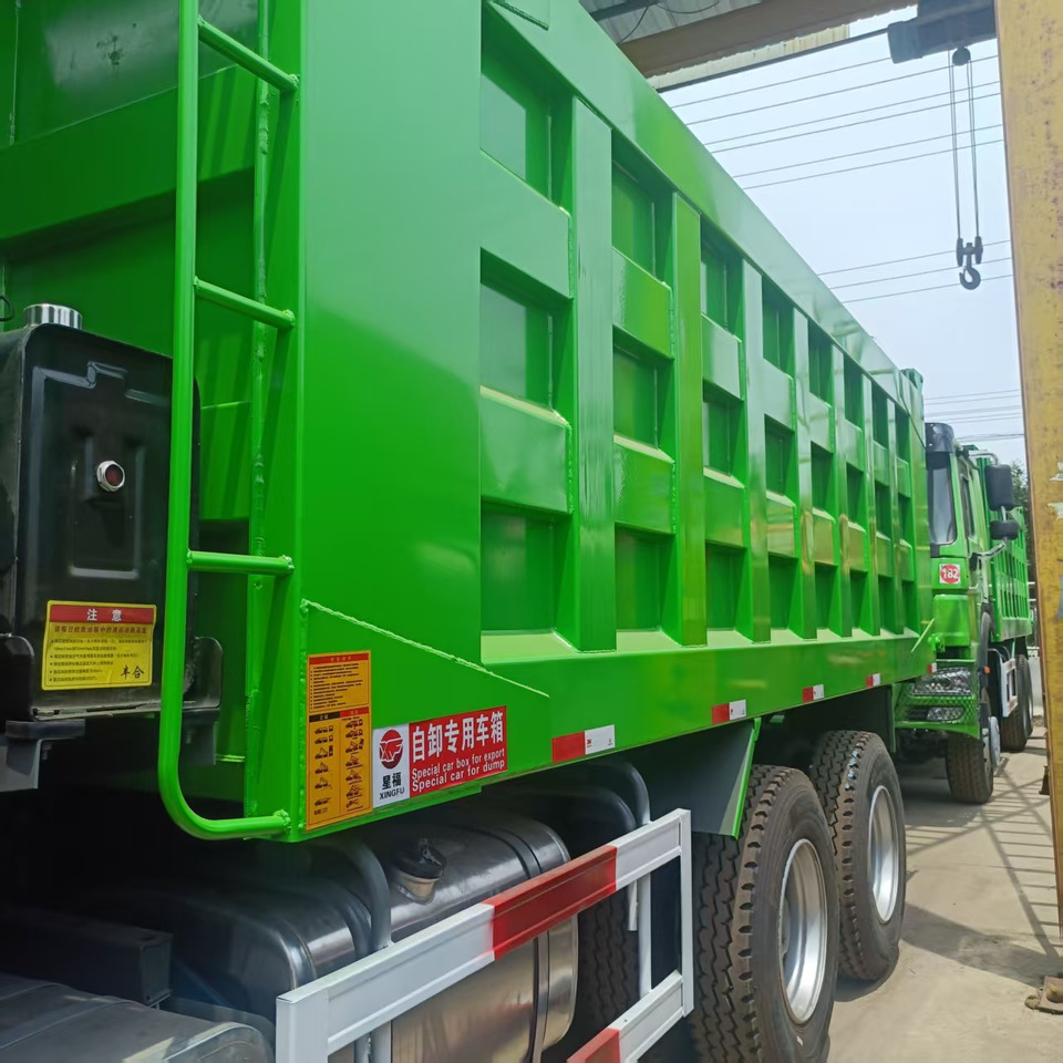 SINOTRUK HOWO 6x4 - Tippbil lastbil: bild 4 SINOTRUK HOWO 6x4 - Tippbil lastbil: bild 4