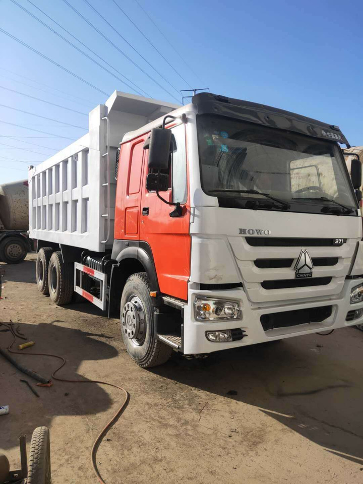 SINOTRUK HOWO - Tippbil lastbil: bild 2 SINOTRUK HOWO - Tippbil lastbil: bild 2