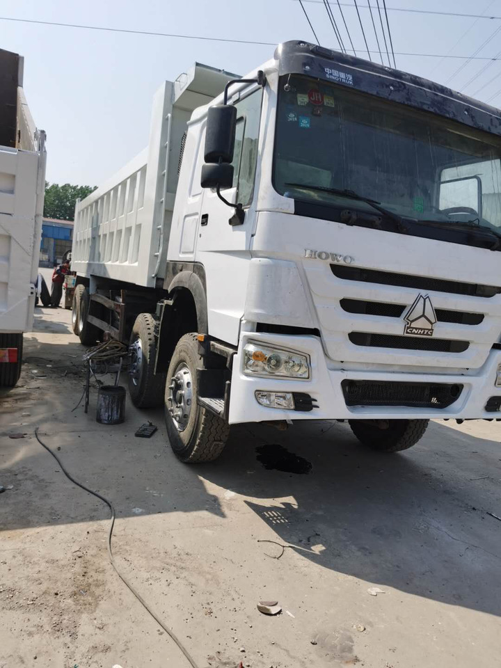 SINOTRUK HOWO - Tippbil lastbil: bild 4 SINOTRUK HOWO - Tippbil lastbil: bild 4
