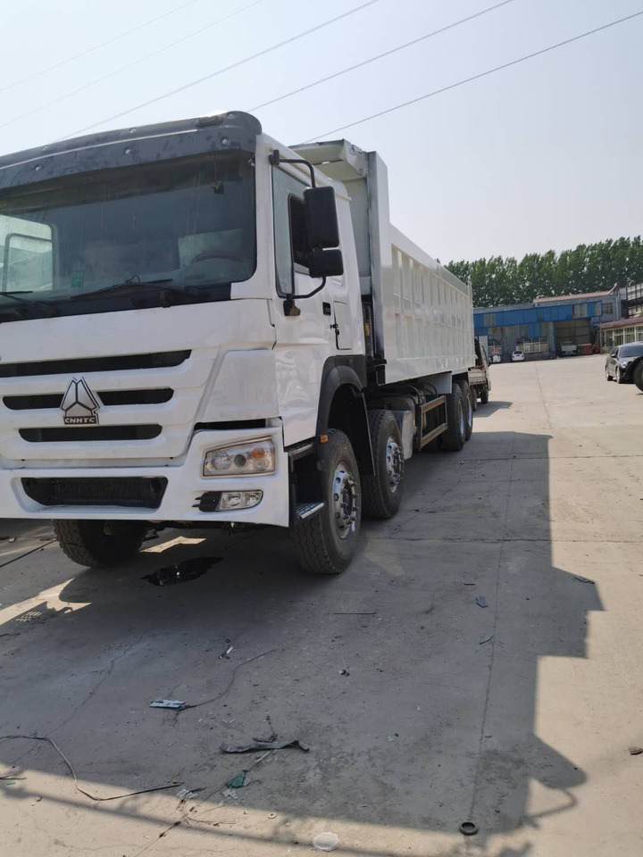 SINOTRUK HOWO - Tippbil lastbil: bild 2 SINOTRUK HOWO - Tippbil lastbil: bild 2