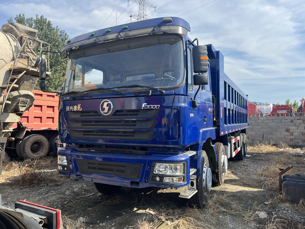 Shacman F3000 8x4 - Tippbil lastbil: bild 2 Shacman F3000 8x4 - Tippbil lastbil: bild 2