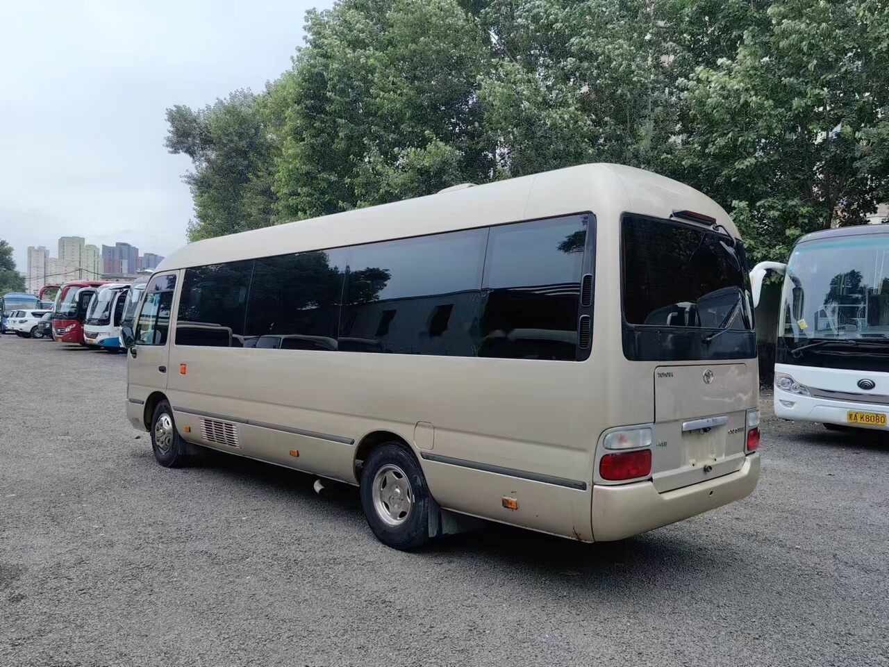 Toyota Coaster - Turistbuss: bild 1 Toyota Coaster - Turistbuss: bild 1