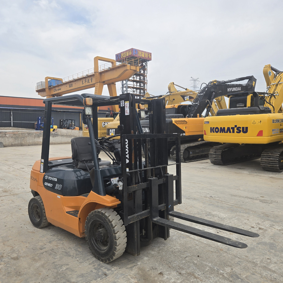 Toyota FD30 - Dieseltruck: bild 5 Toyota FD30 - Dieseltruck: bild 5