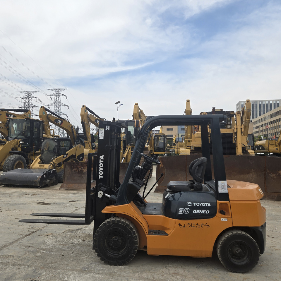 Toyota FD30 - Dieseltruck: bild 2 Toyota FD30 - Dieseltruck: bild 2