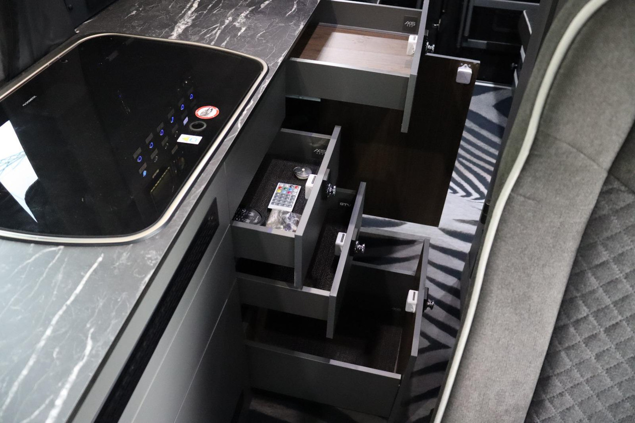 Mercedes-Benz Sprinter - Campingbil: bild 3 Mercedes-Benz Sprinter - Campingbil: bild 3