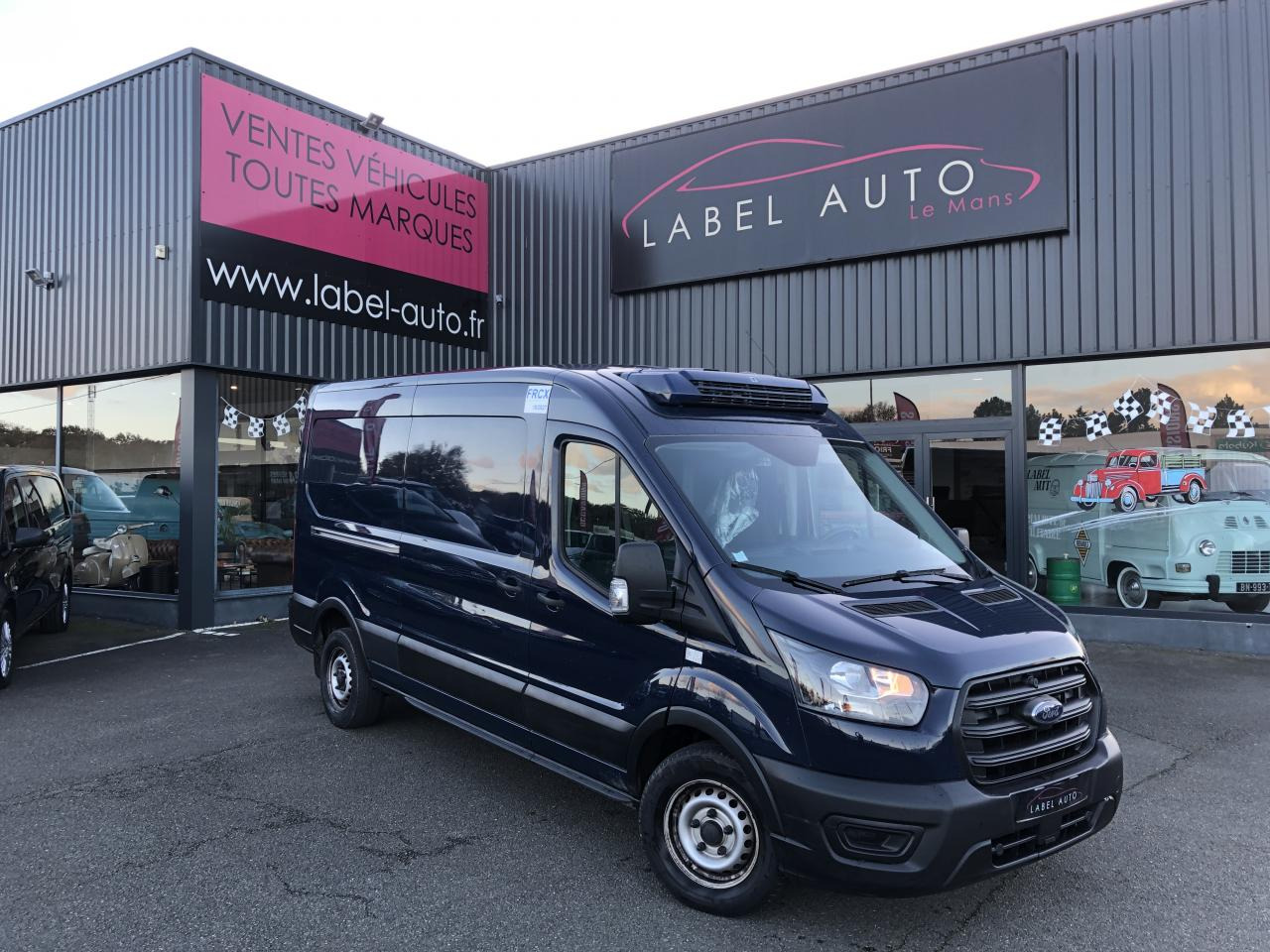 FORD Transit 350 L3H2 2.0 EcoBlue 130ch Frigorifique Ambiente - Skåpbil: bild 2 FORD Transit 350 L3H2 2.0 EcoBlue 130ch Frigorifique Ambiente - Skåpbil: bild 2