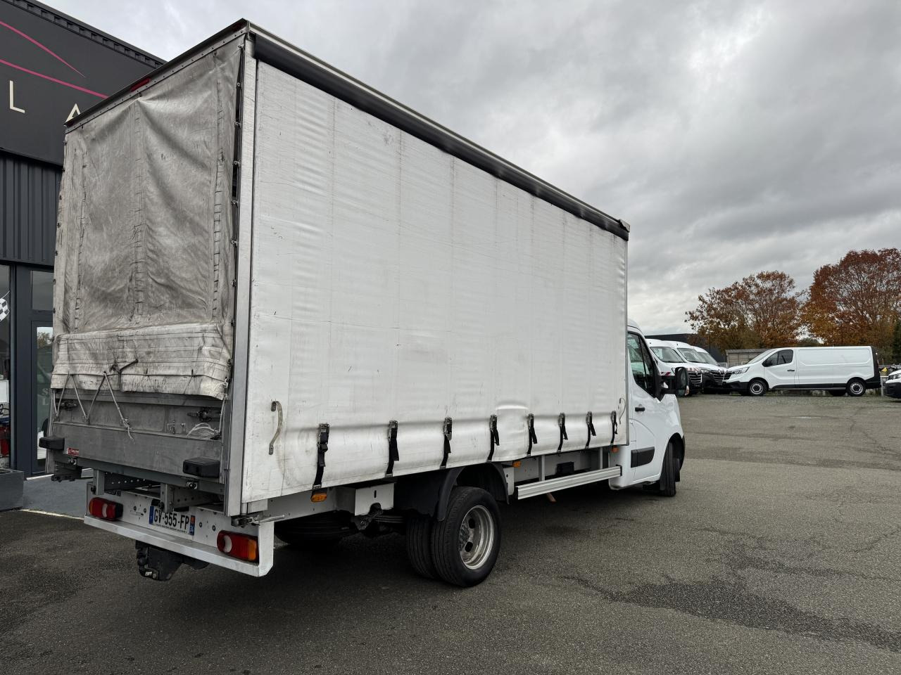 NISSAN Interstar Acenta 3.5t L4H1 2.3 dCi 165Ch CHASSIS CABINE BACHE - Transportbil med kapell: bild 5 NISSAN Interstar Acenta 3.5t L4H1 2.3 dCi 165Ch CHASSIS CABINE BACHE - Transportbil med kapell: bild 5