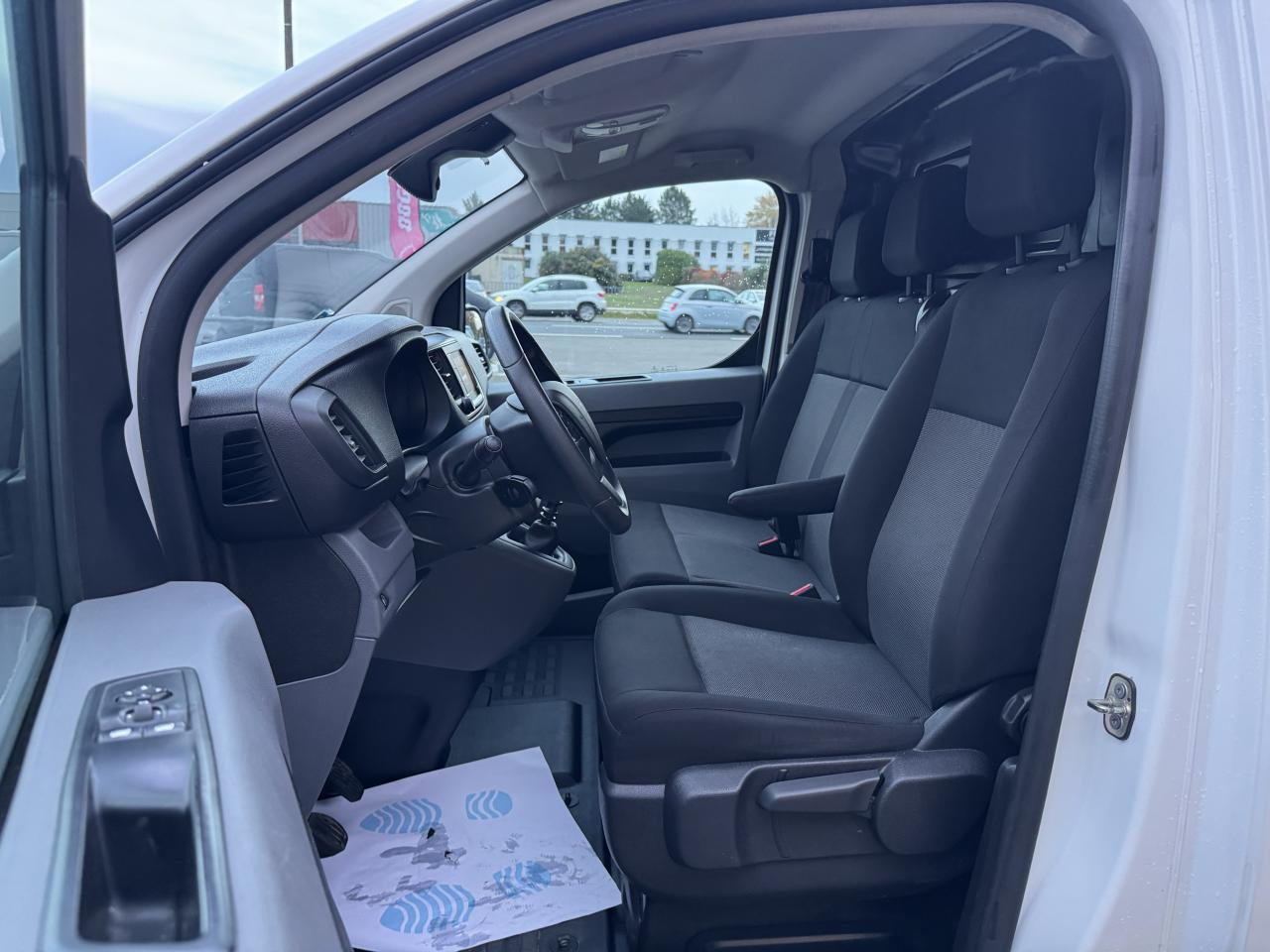 PEUGEOT EXPERT LONG 2.0 HDI 145CH ASPHALT - Skåpbil: bild 4 PEUGEOT EXPERT LONG 2.0 HDI 145CH ASPHALT - Skåpbil: bild 4