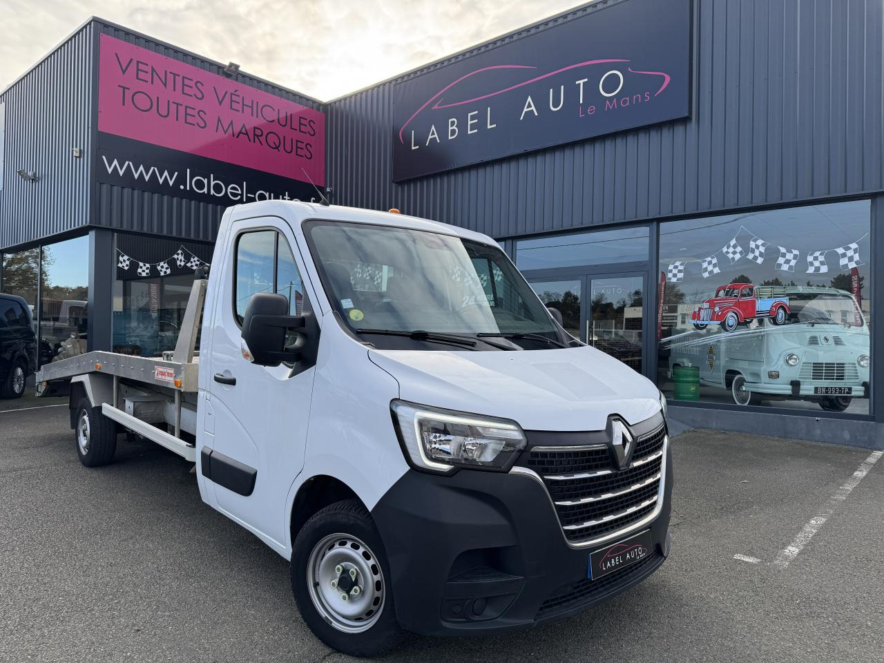 RENAULT Master Confort F3500 L3 2.3 dCi - 130 ch L3 Traction Dépanneuse porte voiture - Dragtruck: bild 2 RENAULT Master Confort F3500 L3 2.3 dCi - 130 ch L3 Traction Dépanneuse porte voiture - Dragtruck: bild 2