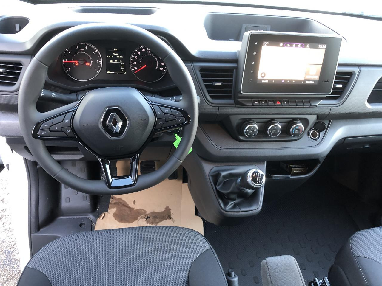 RENAULT Trafic L2H1 3000 Kg 2.0 Blue dCi - 130CH FOURGON 2 PLACES - Skåpbil: bild 3 RENAULT Trafic L2H1 3000 Kg 2.0 Blue dCi - 130CH FOURGON 2 PLACES - Skåpbil: bild 3