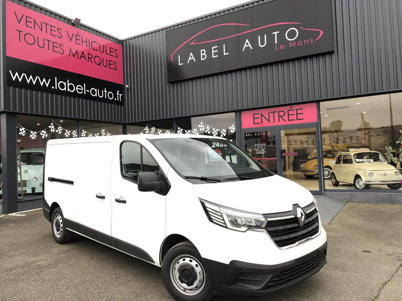 RENAULT Trafic L2H1 3000 Kg 2.0 Blue dCi 170ch ADVANCE - Skåpbil: bild 1 RENAULT Trafic L2H1 3000 Kg 2.0 Blue dCi 170ch ADVANCE - Skåpbil: bild 1