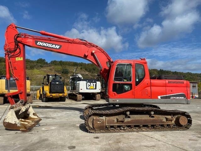 Doosan DX 235 LC - Bandgrävare: bild 3 Doosan DX 235 LC - Bandgrävare: bild 3