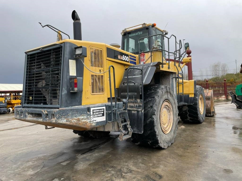 Komatsu WA 600-6 - Hjullastare: bild 2 Komatsu WA 600-6 - Hjullastare: bild 2