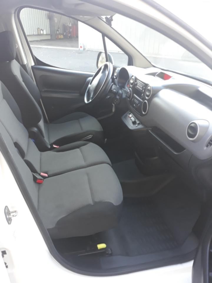 Citroën Berlingo Blue HDI 100 Frigo - Kylbil: bild 5 Citroën Berlingo Blue HDI 100 Frigo - Kylbil: bild 5