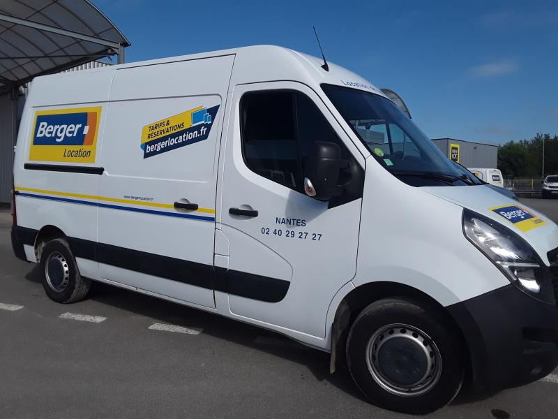 OPEL MOVANO 135 cv 10m3 - Små skåpbil: bild 2 OPEL MOVANO 135 cv 10m3 - Små skåpbil: bild 2