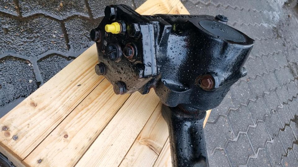 Lenkgetriebe Unimog 405 U423 Servolenkung 430 427 429 527 530 Mercedes Benz - Styrväxel för Utility/ Specialfordon: bild 4 Lenkgetriebe Unimog 405 U423 Servolenkung 430 427 429 527 530 Mercedes Benz - Styrväxel för Utility/ Specialfordon: bild 4