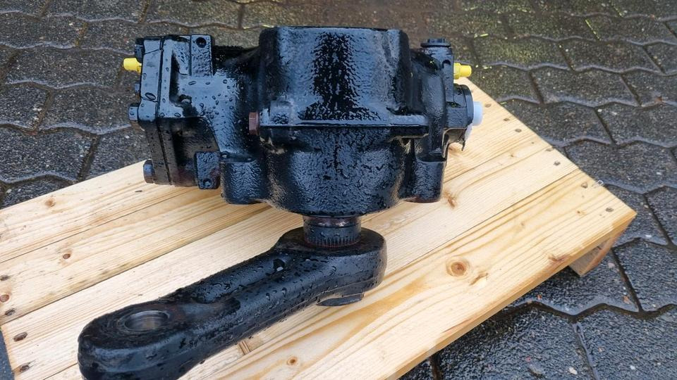 Lenkgetriebe Unimog 405 U423 Servolenkung 430 427 429 527 530 Mercedes Benz - Styrväxel för Utility/ Specialfordon: bild 5 Lenkgetriebe Unimog 405 U423 Servolenkung 430 427 429 527 530 Mercedes Benz - Styrväxel för Utility/ Specialfordon: bild 5