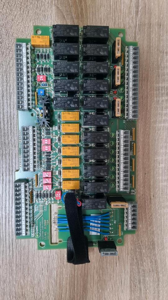 Platine Beilhack Seitenschneepflug 1053437-1 / 65-312080 Steuerplatine Steuerung - Kontrollenhet för Utility/ Specialfordon: bild 1 Platine Beilhack Seitenschneepflug 1053437-1 / 65-312080 Steuerplatine Steuerung - Kontrollenhet för Utility/ Specialfordon: bild 1