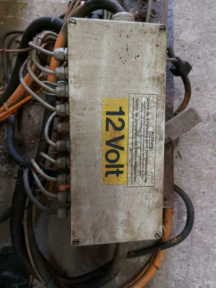 Schmidt Salzstreuer SST DST Hydr. Steuerblock Platine Steuerung - Hydraulventil för Utility/ Specialfordon: bild 1 Schmidt Salzstreuer SST DST Hydr. Steuerblock Platine Steuerung - Hydraulventil för Utility/ Specialfordon: bild 1