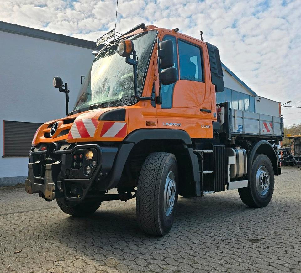 Unimog 218 EAS 14000km Hydrostat Mercedes Benz 405 U 218 219 318 323 427 423 - Tippbil lastbil: bild 1 Unimog 218 EAS 14000km Hydrostat Mercedes Benz 405 U 218 219 318 323 427 423 - Tippbil lastbil: bild 1