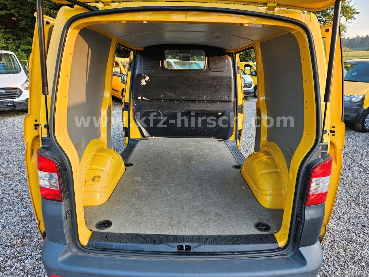 Volkswagen T5 2.0TDI Schiebetüre links+rechts 1.Hand S-heft - Persontransport: bild 4 Volkswagen T5 2.0TDI Schiebetüre links+rechts 1.Hand S-heft - Persontransport: bild 4