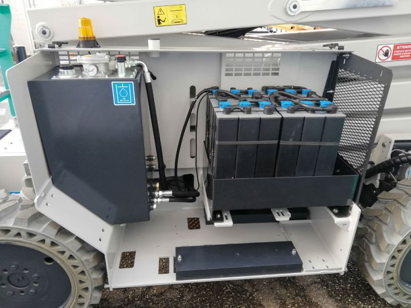 Ny Saxlift IMER GROUP Seria IM 180 nowy podnośnik nożycowy diesel-elektryczny: bild 12 Ny Saxlift IMER GROUP Seria IM 180 nowy podnośnik nożycowy diesel-elektryczny: bild 12