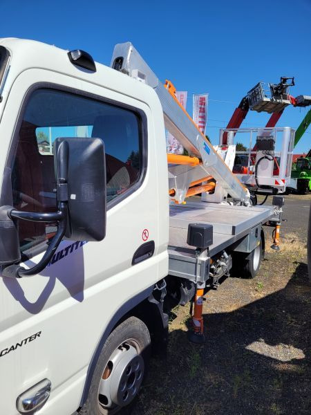 MITSUBISHI Canter Fuso 3C13 podnośnik koszowy 20 m Multitel MXE200 boom lift bucket truck - Billift: bild 3 MITSUBISHI Canter Fuso 3C13 podnośnik koszowy 20 m Multitel MXE200 boom lift bucket truck - Billift: bild 3