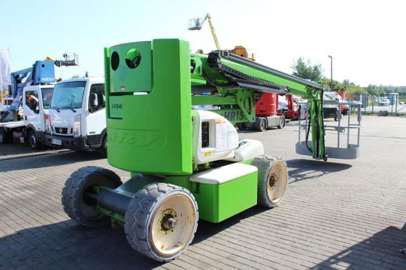 Podnośnik koszowy samojezdny Niftylift HR15 NDE bi-energy - Bomlift: bild 3 Podnośnik koszowy samojezdny Niftylift HR15 NDE bi-energy - Bomlift: bild 3