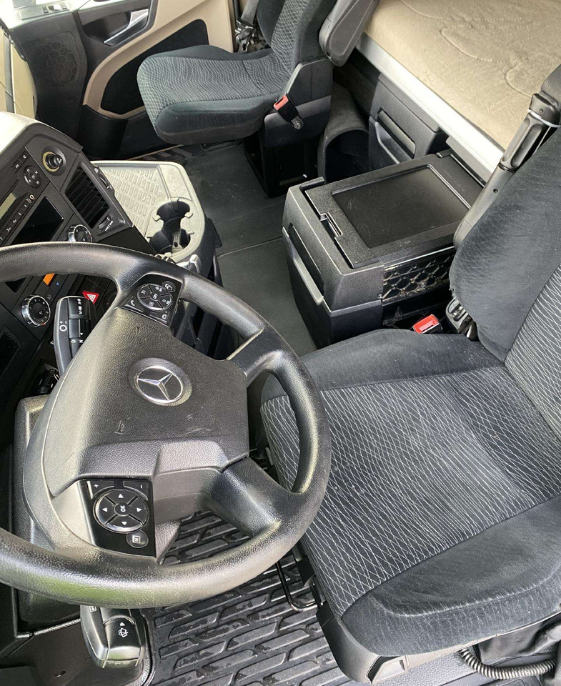 Mercedes-Benz ACTROS 1845 BIG SPACE - Dragbil: bild 4 Mercedes-Benz ACTROS 1845 BIG SPACE - Dragbil: bild 4